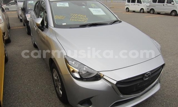 Acheter Import Voiture Mazda Demio Autre à Beitbridge, Matabeleland South