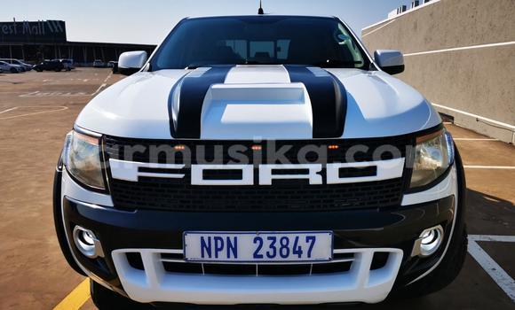 Nunua Ilio tumika Ford Ranger Nyeupe Gari ndani ya Beitbridge nchini Matabeleland Kusini Nunua Ilio tumika Ford Ranger Nyeupe Gari ndani ya Beitbridge nchini Matabeleland Kusini