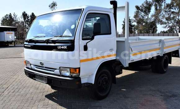 Buy Used Nissan UD White Truck in Beitbridge in Matabeleland South Buy Used Nissan UD White Truck in Beitbridge in Matabeleland South