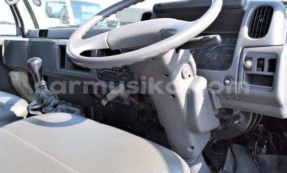 Buy Used Nissan UD White Truck in Beitbridge in Matabeleland South Buy Used Nissan UD White Truck in Beitbridge in Matabeleland South