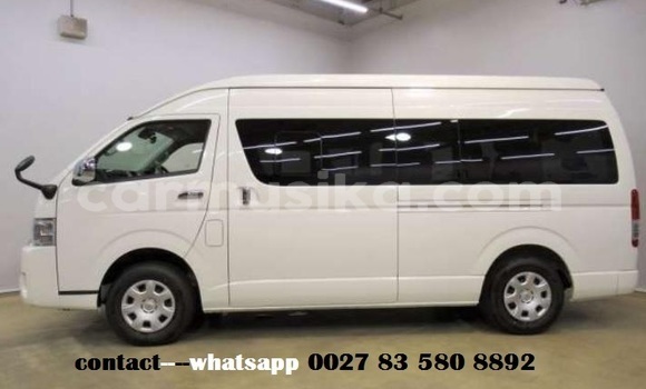 Buy Import Toyota Hiace Other Car in Beitbridge in Matabeleland South Buy Import Toyota Hiace Other Car in Beitbridge in Matabeleland South