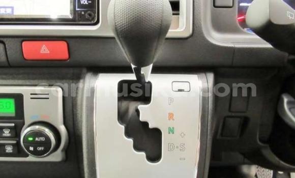 Buy Import Toyota Hiace Other Car in Beitbridge in Matabeleland South Buy Import Toyota Hiace Other Car in Beitbridge in Matabeleland South