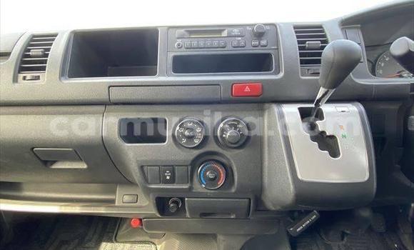 Acheter Import Voiture Toyota Hiace Autre à Beitbridge, Matabeleland South Acheter Import Voiture Toyota Hiace Autre à Beitbridge, Matabeleland South