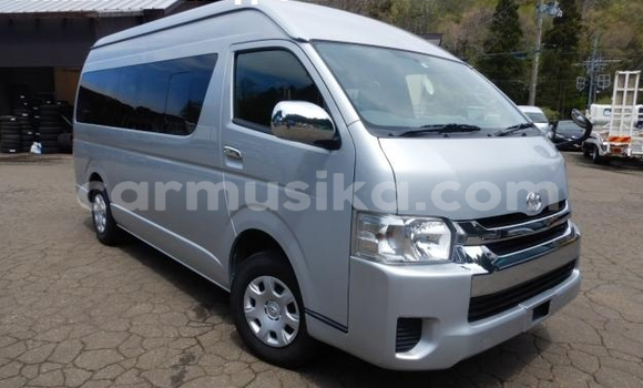 Nunua Imported Toyota Hiace Nyingine Gari ndani ya Beitbridge nchini Matabeleland Kusini
