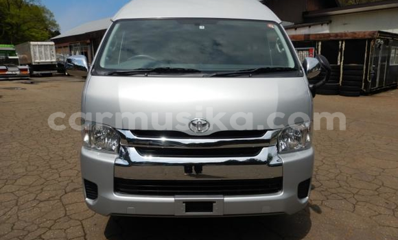 Acheter Import Voiture Toyota Hiace Autre à Beitbridge, Matabeleland South Acheter Import Voiture Toyota Hiace Autre à Beitbridge, Matabeleland South
