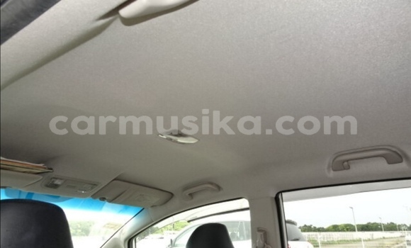 Acheter Occasion Voiture Honda Fit Blanc à Beitbridge, Matabeleland South Acheter Occasion Voiture Honda Fit Blanc à Beitbridge, Matabeleland South