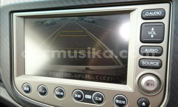 Acheter Occasion Voiture Honda Fit Blanc à Beitbridge, Matabeleland South Acheter Occasion Voiture Honda Fit Blanc à Beitbridge, Matabeleland South