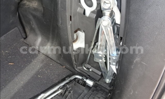 Acheter Occasion Voiture Honda Fit Blanc à Beitbridge, Matabeleland South Acheter Occasion Voiture Honda Fit Blanc à Beitbridge, Matabeleland South