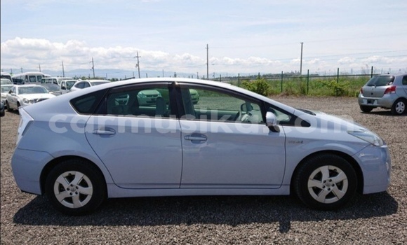 Buy Used Toyota Prius Blue Car in Beitbridge in Matabeleland South Buy Used Toyota Prius Blue Car in Beitbridge in Matabeleland South