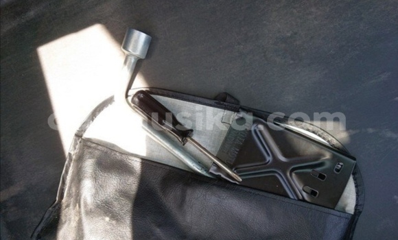 Buy Used Toyota Prius Blue Car in Beitbridge in Matabeleland South Buy Used Toyota Prius Blue Car in Beitbridge in Matabeleland South