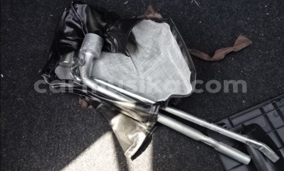 Nunua Ilio tumika Mazda Demio Nyekundu Gari ndani ya Beitbridge nchini Matabeleland Kusini Nunua Ilio tumika Mazda Demio Nyekundu Gari ndani ya Beitbridge nchini Matabeleland Kusini