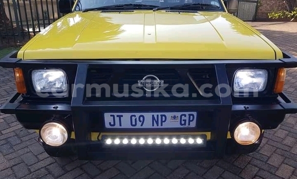 Buy Used Nissan NP 300 Other Car in Emerald Hill in Harare