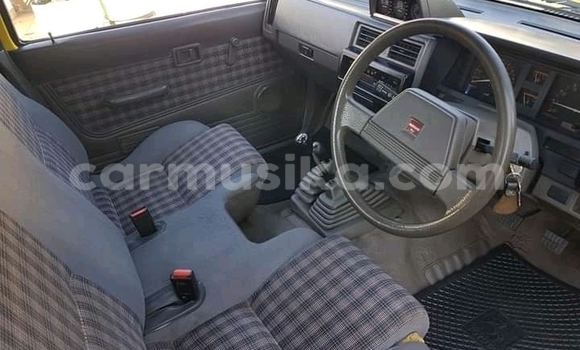 Tenga Tsaru Nissan NP 300 Zvimwe Mota in Emerald Hill in Harare Tenga Tsaru Nissan NP 300 Zvimwe Mota in Emerald Hill in Harare