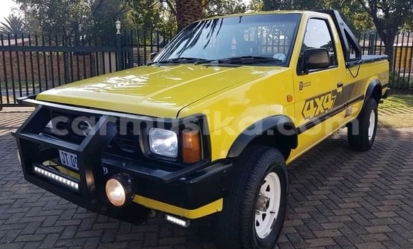 Tenga Tsaru Nissan NP 300 Zvimwe Mota in Emerald Hill in Harare Tenga Tsaru Nissan NP 300 Zvimwe Mota in Emerald Hill in Harare