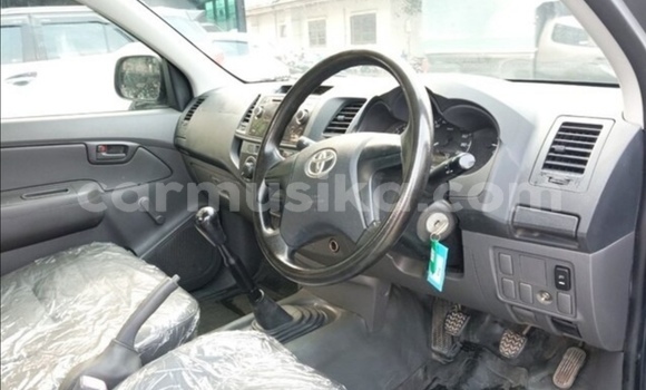 Acheter Occasion Voiture Toyota Hilux Noir à Beitbridge, Matabeleland South Acheter Occasion Voiture Toyota Hilux Noir à Beitbridge, Matabeleland South