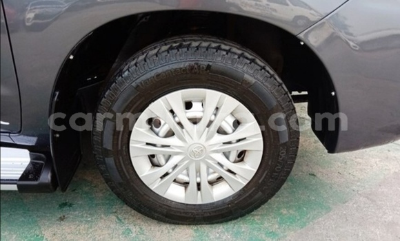 Acheter Occasion Voiture Toyota Hilux Noir à Beitbridge, Matabeleland South Acheter Occasion Voiture Toyota Hilux Noir à Beitbridge, Matabeleland South