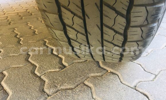 Tenga Tsaru Toyota Hilux Nhema Mota in Epworth in Harare Tenga Tsaru Toyota Hilux Nhema Mota in Epworth in Harare