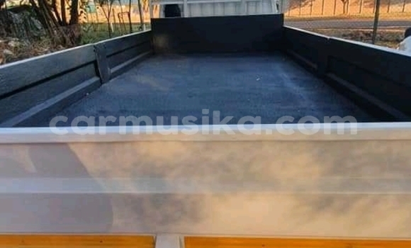 Nunua Ilio tumika Toyota Dyna Nyeupe Gari ndani ya Willowvale nchini Harare Nunua Ilio tumika Toyota Dyna Nyeupe Gari ndani ya Willowvale nchini Harare