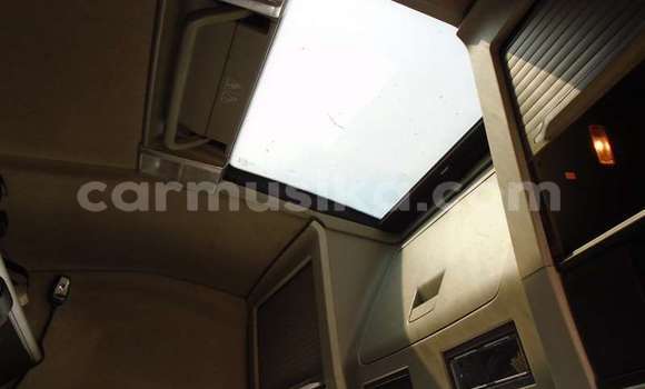 Acheter Occasion Voiture Volvo 480 Blanc à Beitbridge, Matabeleland South Acheter Occasion Voiture Volvo 480 Blanc à Beitbridge, Matabeleland South