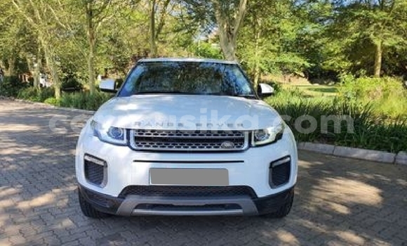 Tenga Tsaru Land Rover Range Rover Evoque Chena Mota in Beitbridge in Matabeleland South Tenga Tsaru Land Rover Range Rover Evoque Chena Mota in Beitbridge in Matabeleland South