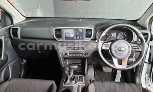 Acheter Occasion Voiture Kia Sportage Blanc à Beitbridge, Matabeleland South Acheter Occasion Voiture Kia Sportage Blanc à Beitbridge, Matabeleland South