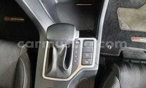 Acheter Occasion Voiture Kia Sportage Blanc à Beitbridge, Matabeleland South Acheter Occasion Voiture Kia Sportage Blanc à Beitbridge, Matabeleland South