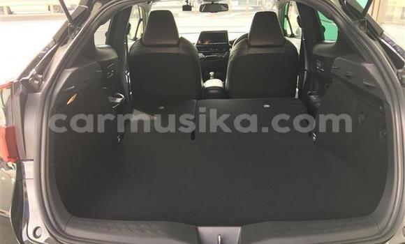 Acheter Import Voiture Toyota C-HR Noir à Beitbridge, Matabeleland South Acheter Import Voiture Toyota C-HR Noir à Beitbridge, Matabeleland South