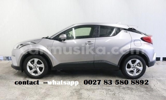 Acheter Import Voiture Toyota C-HR Autre à Beitbridge, Matabeleland South Acheter Import Voiture Toyota C-HR Autre à Beitbridge, Matabeleland South