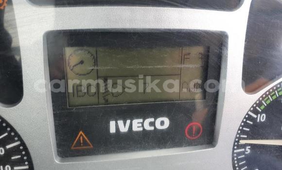 Nunua Ilio tumika Iveco Cargo Nyeupe Lori ndani ya Beitbridge nchini Matabeleland Kusini Nunua Ilio tumika Iveco Cargo Nyeupe Lori ndani ya Beitbridge nchini Matabeleland Kusini