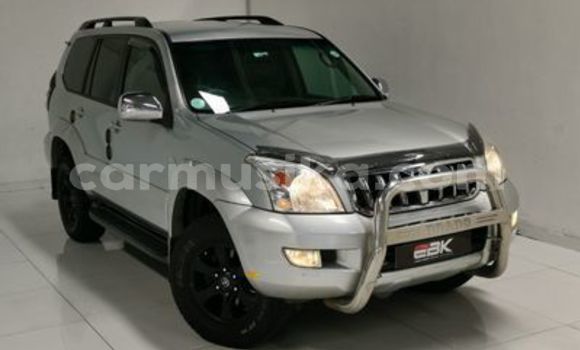 Buy Used Toyota Prado Silver Car in Beitbridge in Matabeleland South
