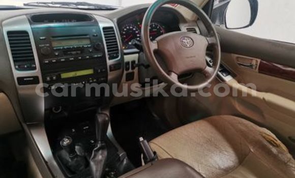 Buy Used Toyota Prado Silver Car in Beitbridge in Matabeleland South Buy Used Toyota Prado Silver Car in Beitbridge in Matabeleland South