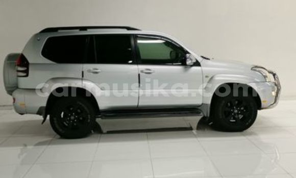 Buy Used Toyota Prado Silver Car in Beitbridge in Matabeleland South Buy Used Toyota Prado Silver Car in Beitbridge in Matabeleland South