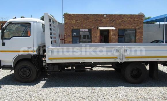 Tenga Tsaru Toyota Dyna Zvimwe Rori in Beitbridge in Matabeleland South Tenga Tsaru Toyota Dyna Zvimwe Rori in Beitbridge in Matabeleland South