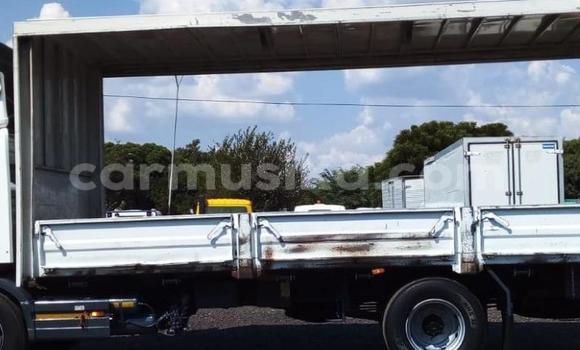 Buy Used Mercedes‒Benz Truck Other Truck in Beitbridge in Matabeleland South Buy Used Mercedes‒Benz Truck Other Truck in Beitbridge in Matabeleland South