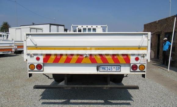 Buy Used Isuzu FTR 850 Other Truck in Beitbridge in Matabeleland South Buy Used Isuzu FTR 850 Other Truck in Beitbridge in Matabeleland South
