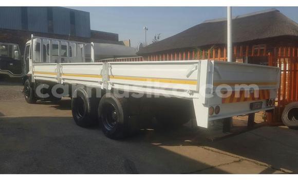 Buy Used Isuzu FTR 850 Other Truck in Beitbridge in Matabeleland South Buy Used Isuzu FTR 850 Other Truck in Beitbridge in Matabeleland South