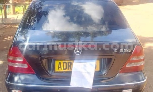 Buy Used Mercedes‒Benz 300–Series Blue Car in Harare in Harare Buy Used Mercedes‒Benz 300–Series Blue Car in Harare in Harare