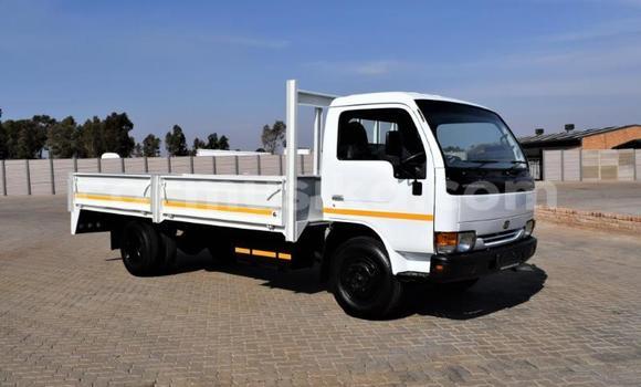 Acheter Occasion Utilitaire Toyota Dyna Blanc à Beitbridge, Matabeleland South Acheter Occasion Utilitaire Toyota Dyna Blanc à Beitbridge, Matabeleland South