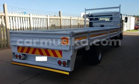 Buy Used Nissan UD White Truck in Beitbridge in Matabeleland South Buy Used Nissan UD White Truck in Beitbridge in Matabeleland South