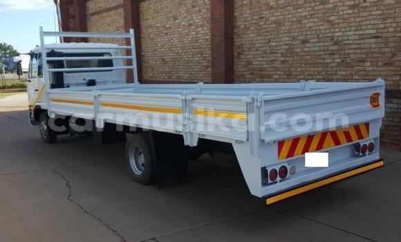 Buy Used Nissan UD White Truck in Beitbridge in Matabeleland South Buy Used Nissan UD White Truck in Beitbridge in Matabeleland South