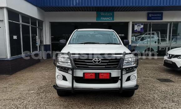 Buy Used Toyota Hilux White Car in Harare in Harare
