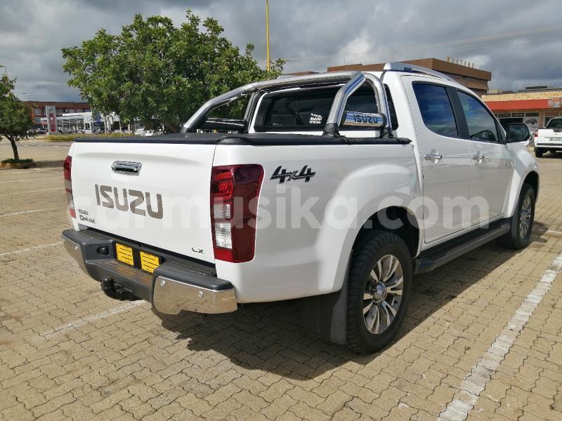 Big with watermark isuzu d max matabeleland south beitbridge 22428