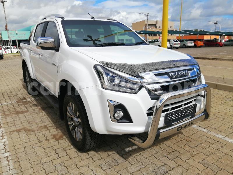 Big with watermark isuzu d max matabeleland south beitbridge 22428