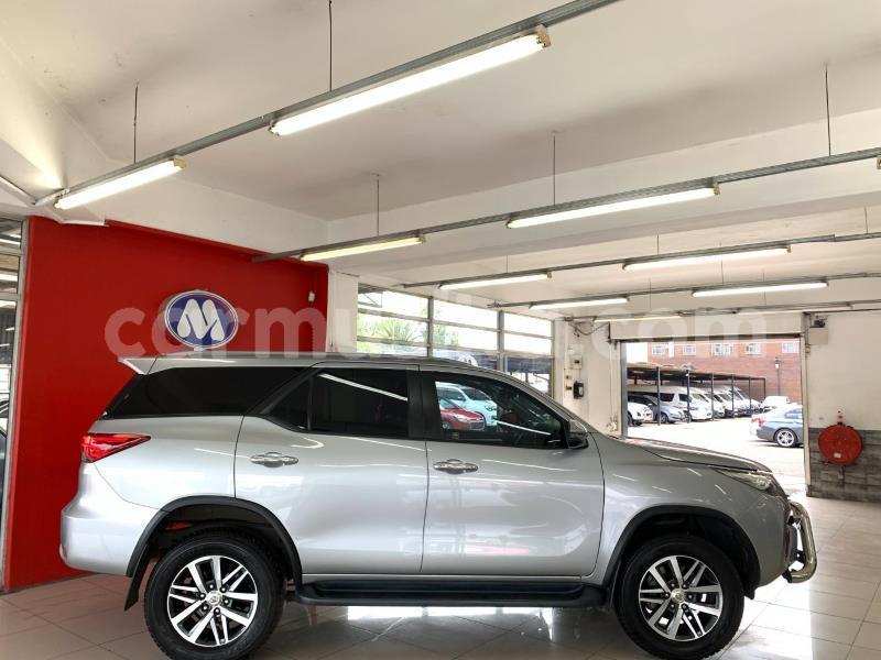 Big with watermark toyota hilux matabeleland south beitbridge 22430