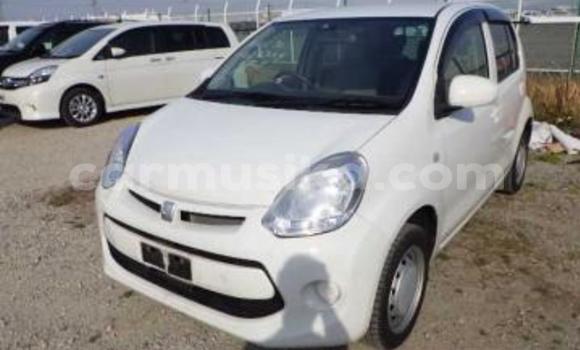 Acheter Occasion Voiture Toyota Passo Blanc à Beitbridge, Matabeleland South Acheter Occasion Voiture Toyota Passo Blanc à Beitbridge, Matabeleland South
