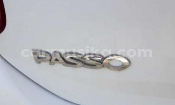 Acheter Occasion Voiture Toyota Passo Blanc à Beitbridge, Matabeleland South Acheter Occasion Voiture Toyota Passo Blanc à Beitbridge, Matabeleland South