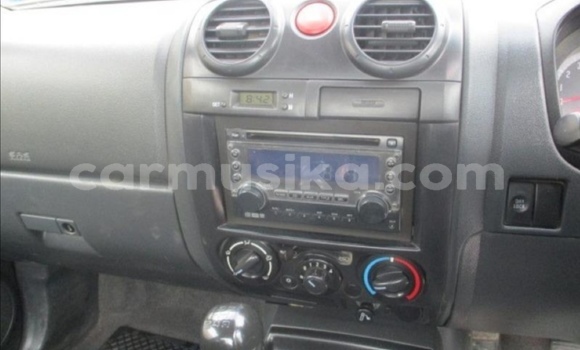 Acheter Occasion Voiture Isuzu KB Blanc à Beitbridge, Matabeleland South Acheter Occasion Voiture Isuzu KB Blanc à Beitbridge, Matabeleland South