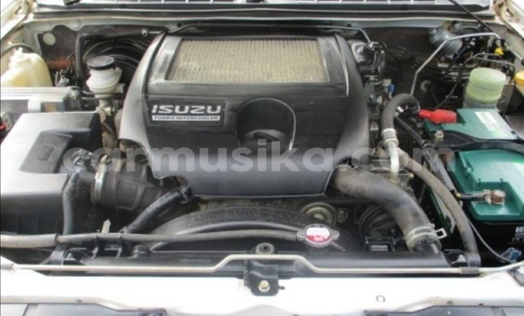 Acheter Occasion Voiture Isuzu KB Blanc à Beitbridge, Matabeleland South Acheter Occasion Voiture Isuzu KB Blanc à Beitbridge, Matabeleland South