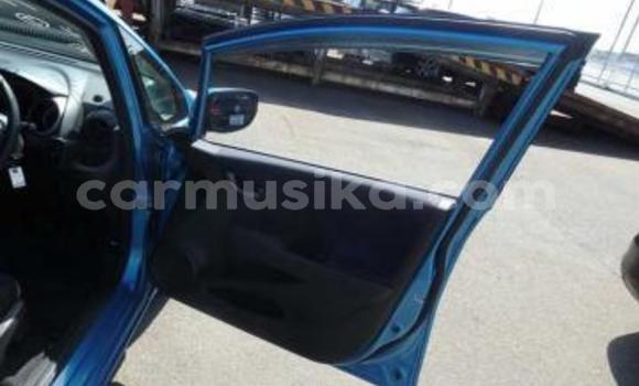 Acheter Occasion Voiture Honda Fit Bleu à Beitbridge, Matabeleland South Acheter Occasion Voiture Honda Fit Bleu à Beitbridge, Matabeleland South