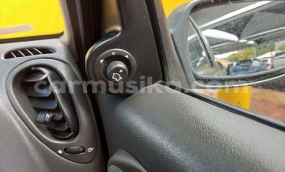 Tenga Tsaru Ford B-MAX Zvimwe Mota in Beitbridge in Matabeleland South Tenga Tsaru Ford B-MAX Zvimwe Mota in Beitbridge in Matabeleland South